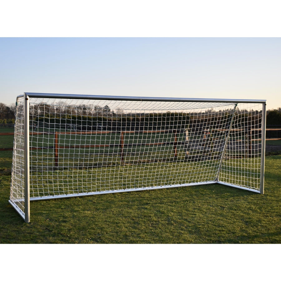 Buts de football professionnels en aluminium - Avyna Pro Goal 500 x 200 cm - filet inclus - lot de deux