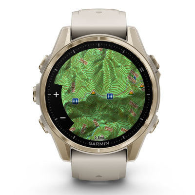 Garmin Fenix ​​​​8 Sapphire - 43 mm / AMOLED - Soft Gold avec bracelet en silicone gris brouillard/grès foncé - Montre multisport premium