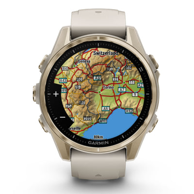 Garmin Fenix 8 Sapphire - 43 mm / AMOLED -  Soft Gold met Fog grey/dark sandstone siliconen band - Premium multisport horloge