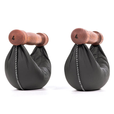 NOHRD SwingBell Tower Set Club - kettlebells avec support de rangement - Chêne teinté et cuir