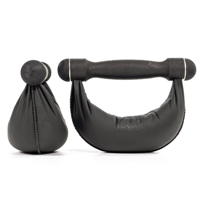 NOHRD Swing Board Set Black - kettlebells avec rangement mural - Chêne teinté et cuir